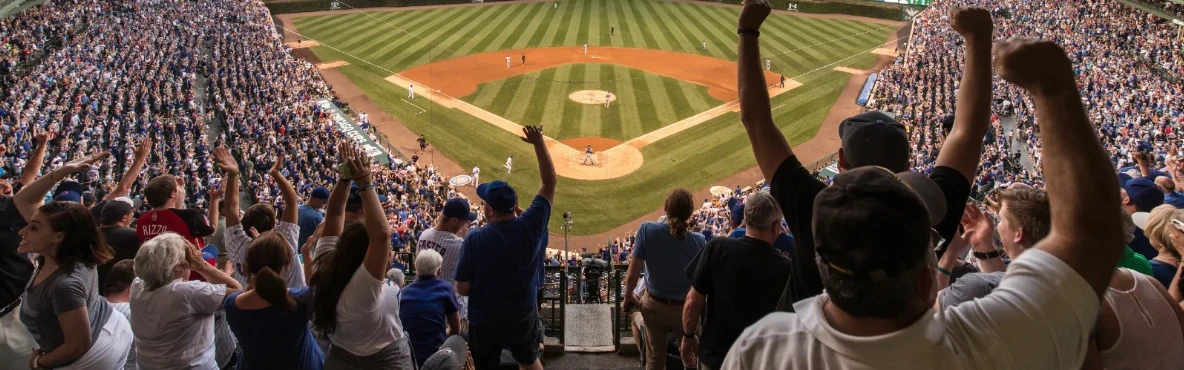 Top Hotels Around Wrigley Field, Chicago: The Best Stays for Cubs Fans and Visitors