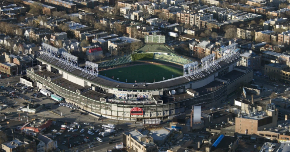 Top Hotels Around Wrigley Field, Chicago: The Best Stays for Cubs Fans and Visitors