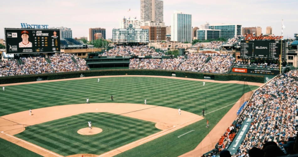 Top Best Hotels Near Wrigley Field, Chicago for an Unforgettable Stay