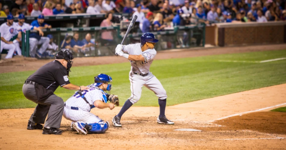 Where Comfort Meets Convenience: Top Places to Stay Near Wrigley Field
