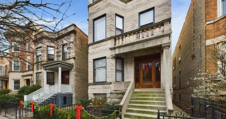 Where Comfort Meets Convenience: Top Places to Stay Near Wrigley Field
