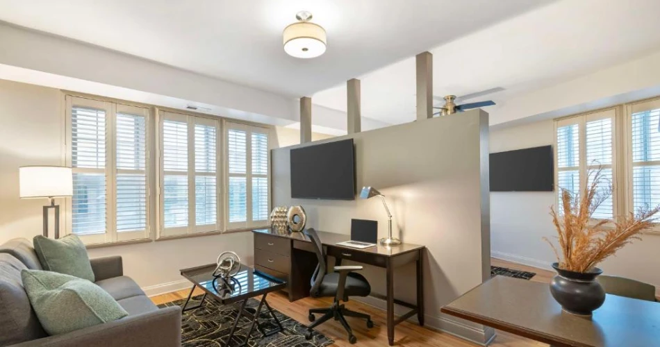 Best Hotels Close To Wrigley Field: A Complete Guide for Sports Fans and Travelers