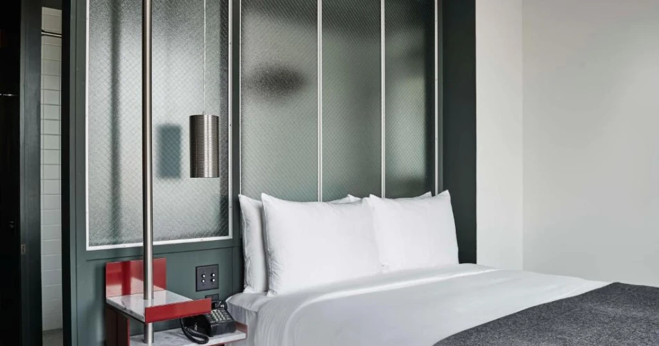 Best Hotels Close To Wrigley Field: A Complete Guide for Sports Fans and Travelers
